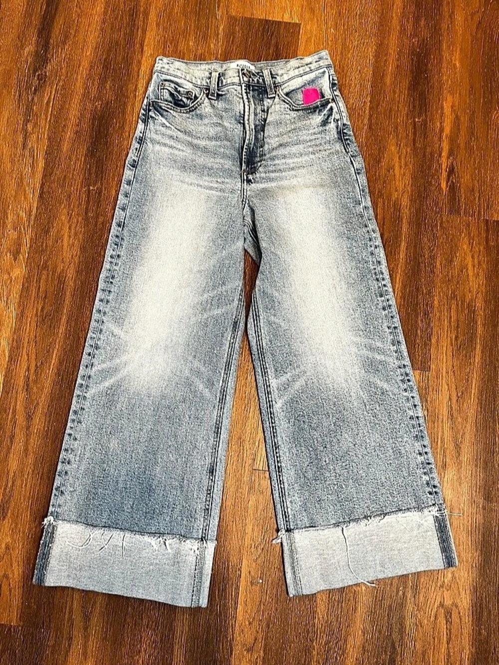 Pistola Wide Leg Jeans Size 26